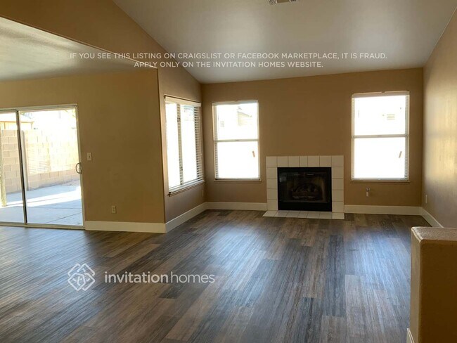 4412 W La Madre Way in North Las Vegas, NV - Building Photo - Building Photo