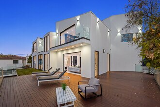7567 Hermes Dr in Los Angeles, CA - Building Photo - Building Photo