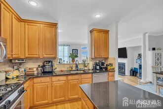 38 S Shore Dr in South Amboy, NJ - Building Photo - Building Photo