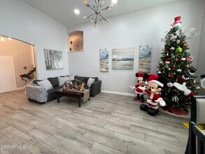 10024 Fenway Dr in El Paso, TX - Building Photo - Building Photo