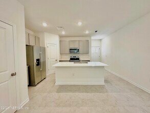 3601 Athenian Wy in Middleburg, FL - Building Photo - Building Photo