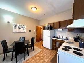 88 Broadway in Chelsea, MA - Building Photo - Building Photo