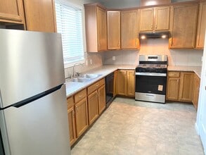 3730 E Ashford Villa Ln in Houston, TX - Building Photo - Building Photo