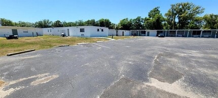 421 E Kennedy Blvd in Eatonville, FL - Building Photo - Building Photo