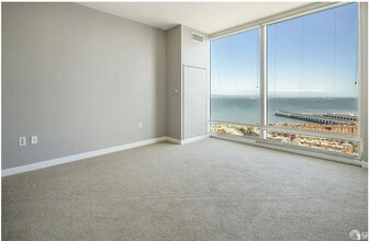 425 1st, Unit 1503 in San Francisco, CA - Foto de edificio - Building Photo
