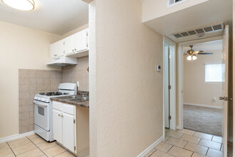 Vista del Sol in Carlsbad, NM - Foto de edificio - Interior Photo