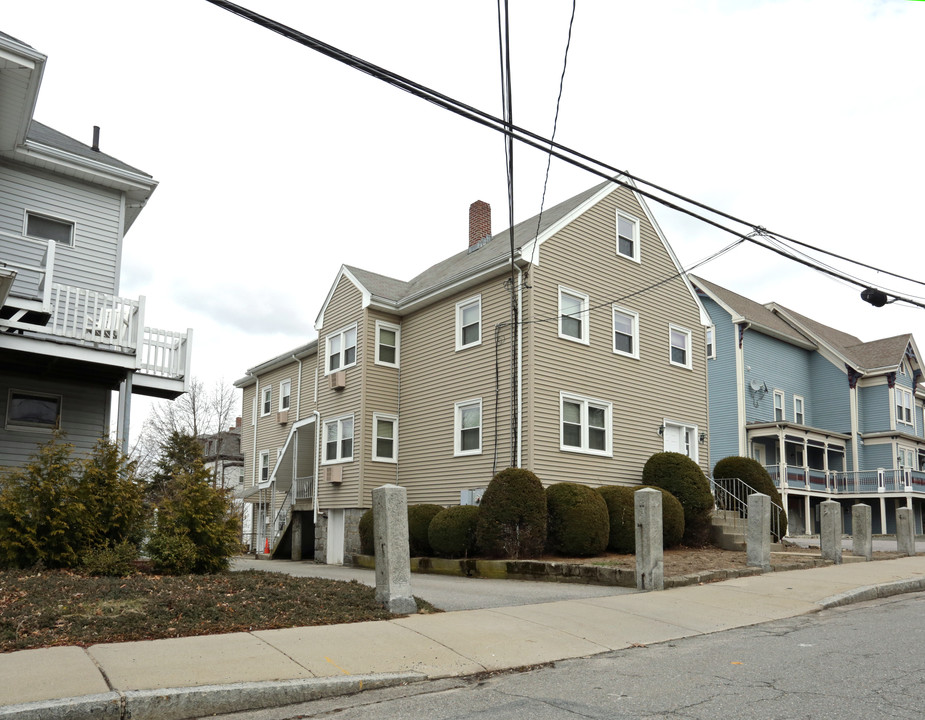 36 Cherry St in Waltham, MA - Foto de edificio