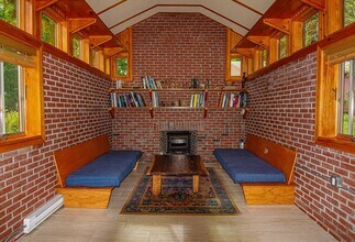 998 Bedford Rd in Carlisle, MA - Building Photo - Building Photo