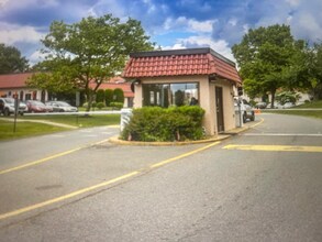 24 Madrid Sq in Brockton, MA - Building Photo - Building Photo