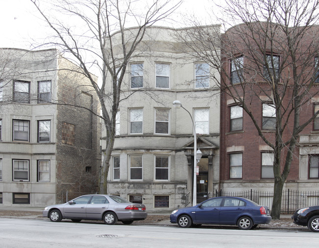 919 W Sheridan Rd in Chicago, IL - Building Photo - Building Photo