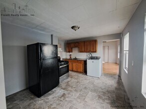 50 Clark St, Unit 3 in Everett, MA - Building Photo - Building Photo