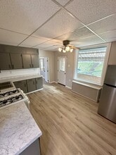 534 Edgewood Ave in West Mifflin, PA - Building Photo - Building Photo