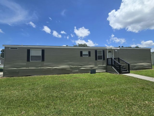 1400 Banana Rd in Lakeland, FL - Building Photo