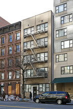 424 W 57th St in New York, NY - Foto de edificio - Building Photo
