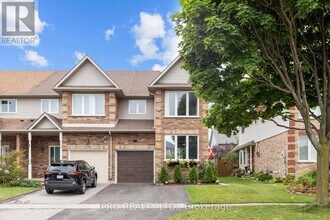 1296 Blanshard Dr in Burlington, ON - Building Photo - Building Photo