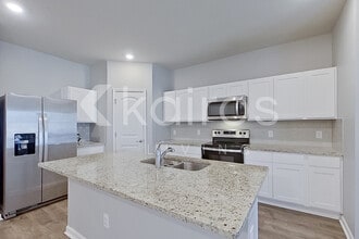 130 Yardley Ct in Lafayette, LA - Building Photo - Building Photo