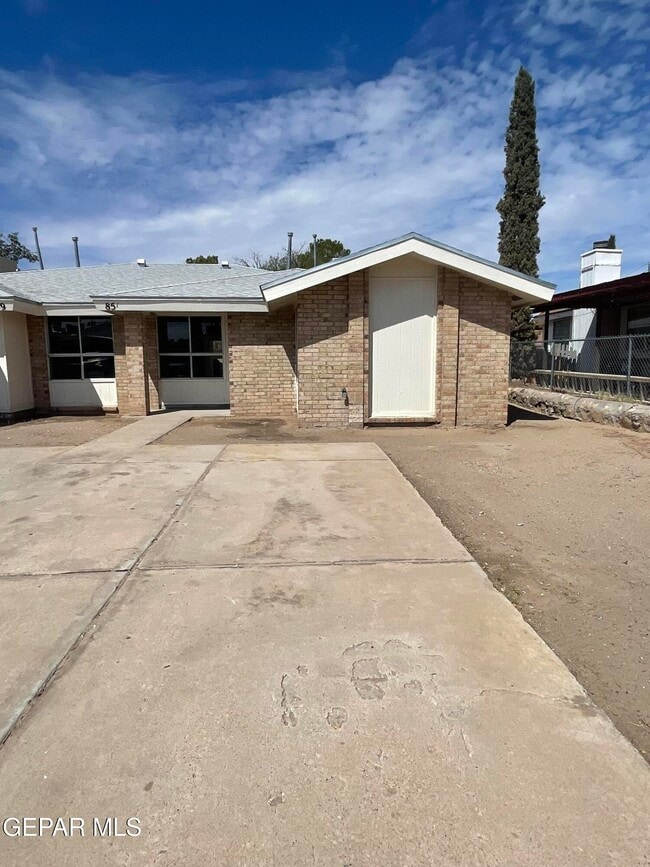 property at 851 Montera Rd