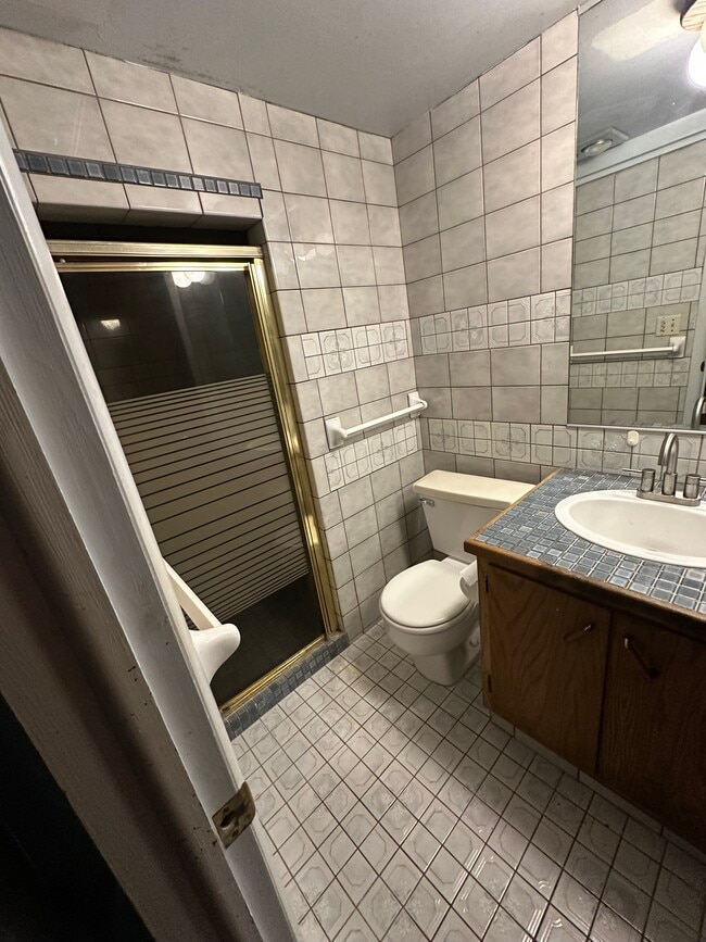 property at 1515 S Cook St