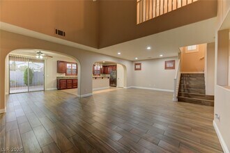 9744 Villa Cache Ct in Las Vegas, NV - Building Photo - Building Photo