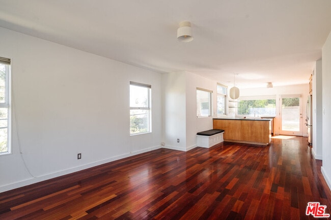 2300 Baxter St in Los Angeles, CA - Building Photo - Building Photo