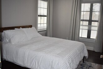 1006 N A St in Midland, TX - Building Photo - Building Photo
