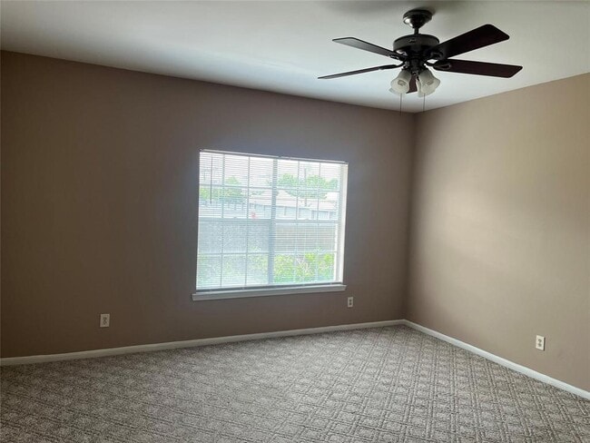 3800 Tanglewilde St in Houston, TX - Building Photo - Building Photo