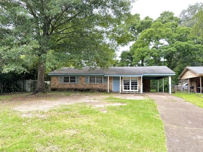 property at 654 Ynestra Dr