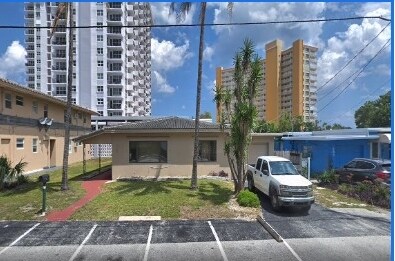 408 Sunset Dr in Pompano Beach, FL - Building Photo