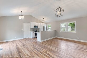 1416 Duquesne Ave in Naperville, IL - Building Photo - Building Photo