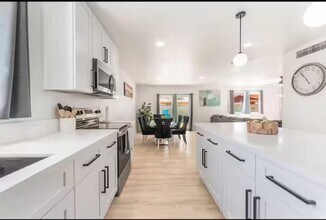 3101 Kings Way in Las Vegas, NV - Building Photo - Building Photo