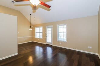 115 Winding Creek Dr in Oakland, TN - Building Photo - Building Photo