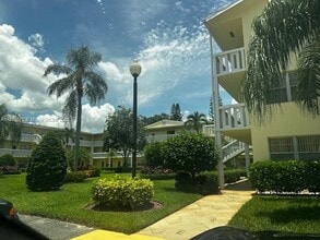 182 Dorset E in Boca Raton, FL - Building Photo - Building Photo