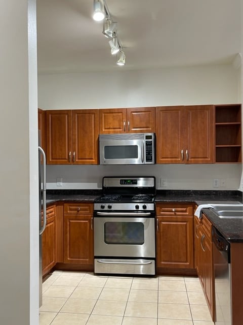 12917 Centre Park Cir in Herndon, VA - Building Photo - Building Photo