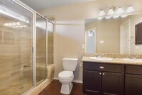 100 Brookside Dr photo'