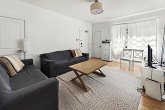 241 28th St in Miami Beach, FL - Building Photo - Building Photo
