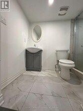 32 Panda Ln in Brampton, ON - Building Photo - Building Photo