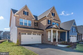 6547 Clubhouse Dr in Laurel, MD - Building Photo - Building Photo