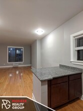 1421 N Dearborn St, Unit 1425-C4 in Chicago, IL - Building Photo - Building Photo