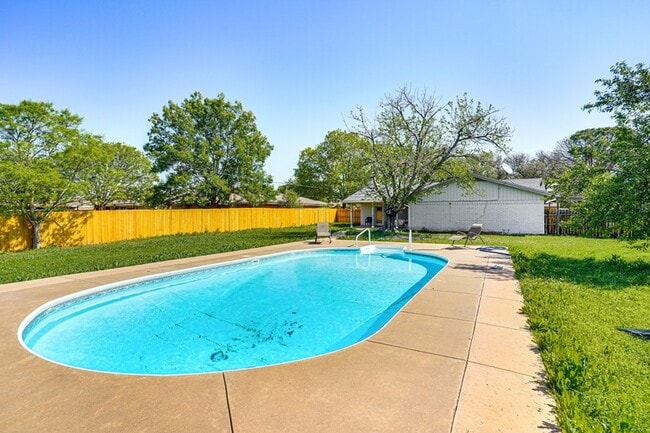 4626 Trailwood Dr in Wichita Falls, TX - Building Photo - Building Photo