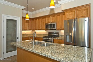 646 Anderson St in Carson City, NV - Building Photo - Building Photo