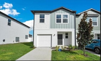 509 Madison Dr in Davenport, FL - Building Photo