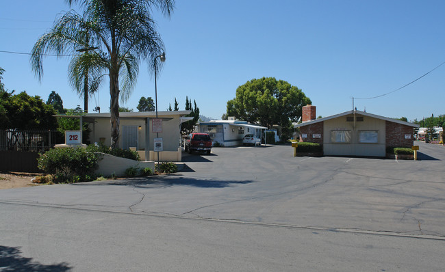 212 S 2nd St in El Cajon, CA - Building Photo - Building Photo