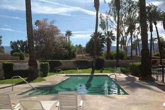 74223 Santa Rosa Cir in Palm Desert, CA - Building Photo - Building Photo