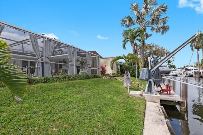 1424 Nautilus Is in Dania Beach, FL - Building Photo - Building Photo