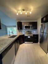 3429 NW 44th St in Lauderdale Lakes, FL - Building Photo