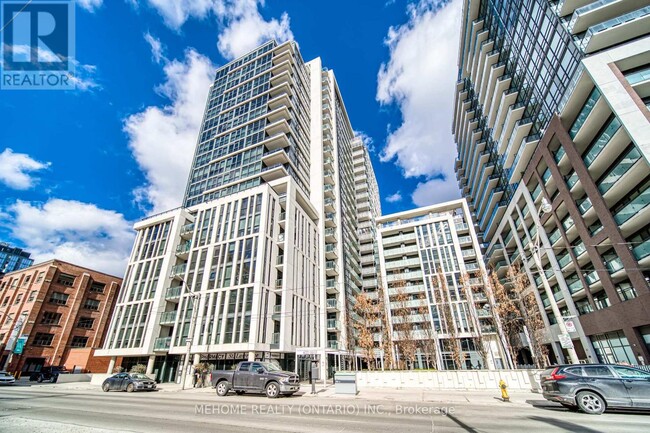 property at 400-400 Adelaide St E