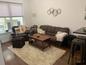 1536 N. Carlisle in Philadelphia, PA - Building Photo - Interior Photo