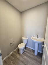 1009 Cy Becker Rd NW in Edmonton, AB - Building Photo - Building Photo