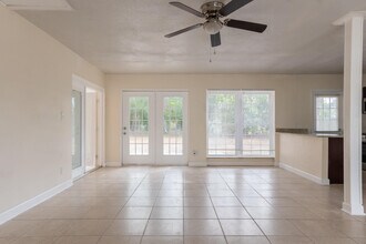 170 SE Serenata Ct in Port St. Lucie, FL - Building Photo - Building Photo