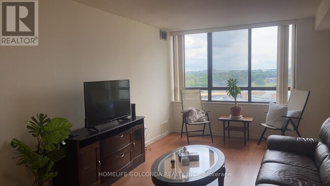 property at 75-1075 Bamburgh Cir